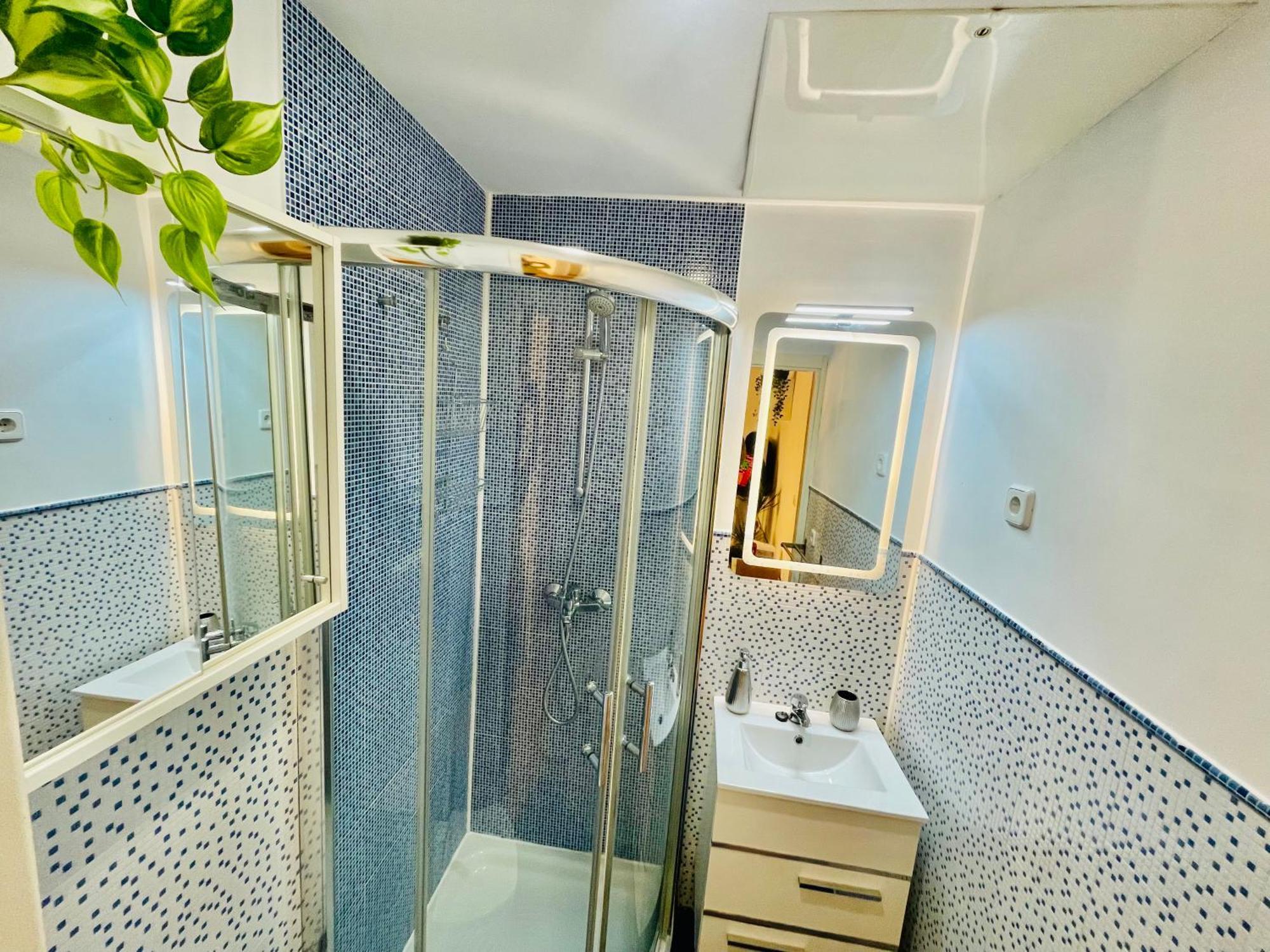 Apartamento Muy Centrico - Entre Palacio Real Y Plaza Mayor Madrid Kültér fotó