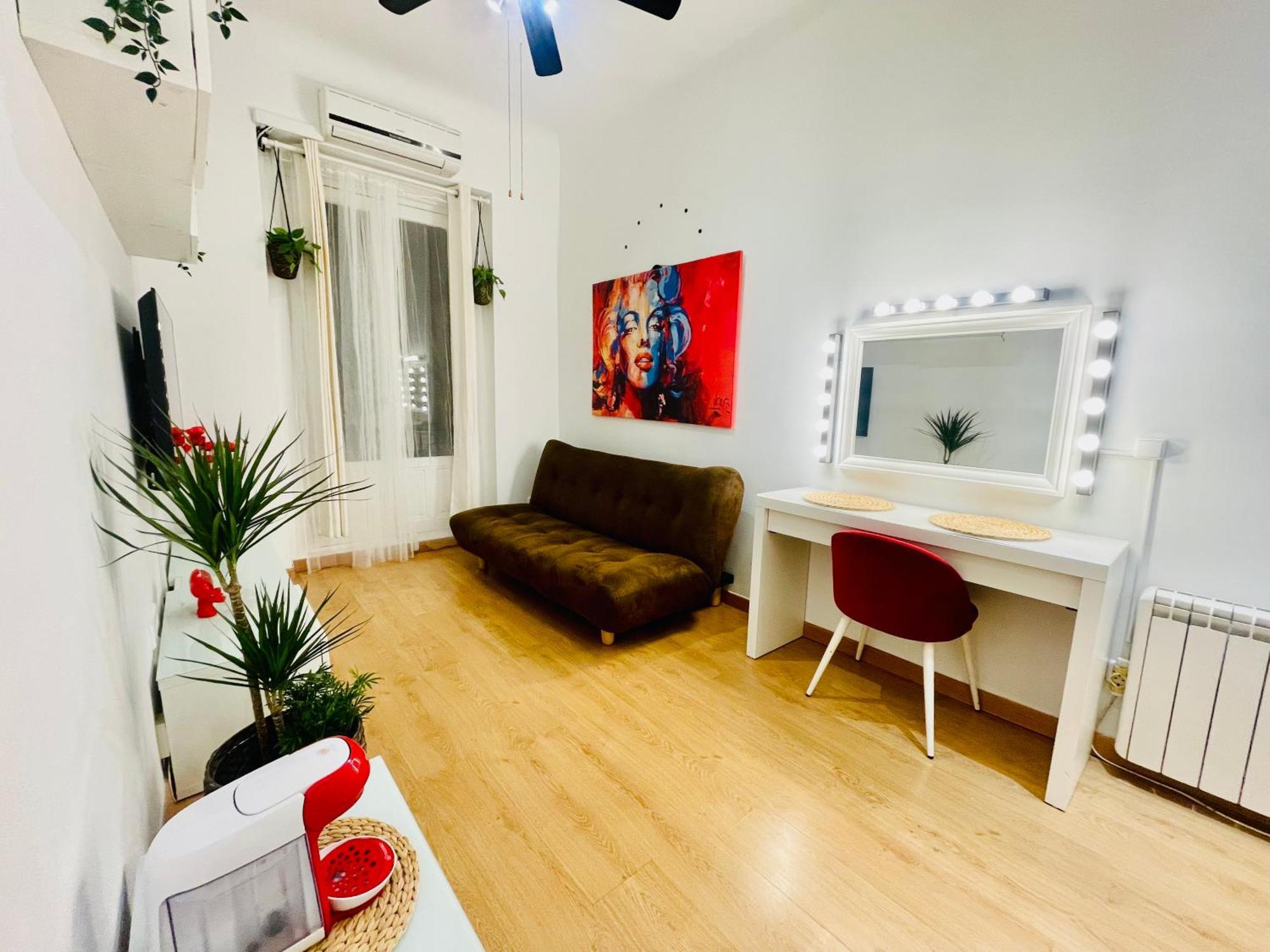 Apartamento Muy Centrico - Entre Palacio Real Y Plaza Mayor Madrid Kültér fotó