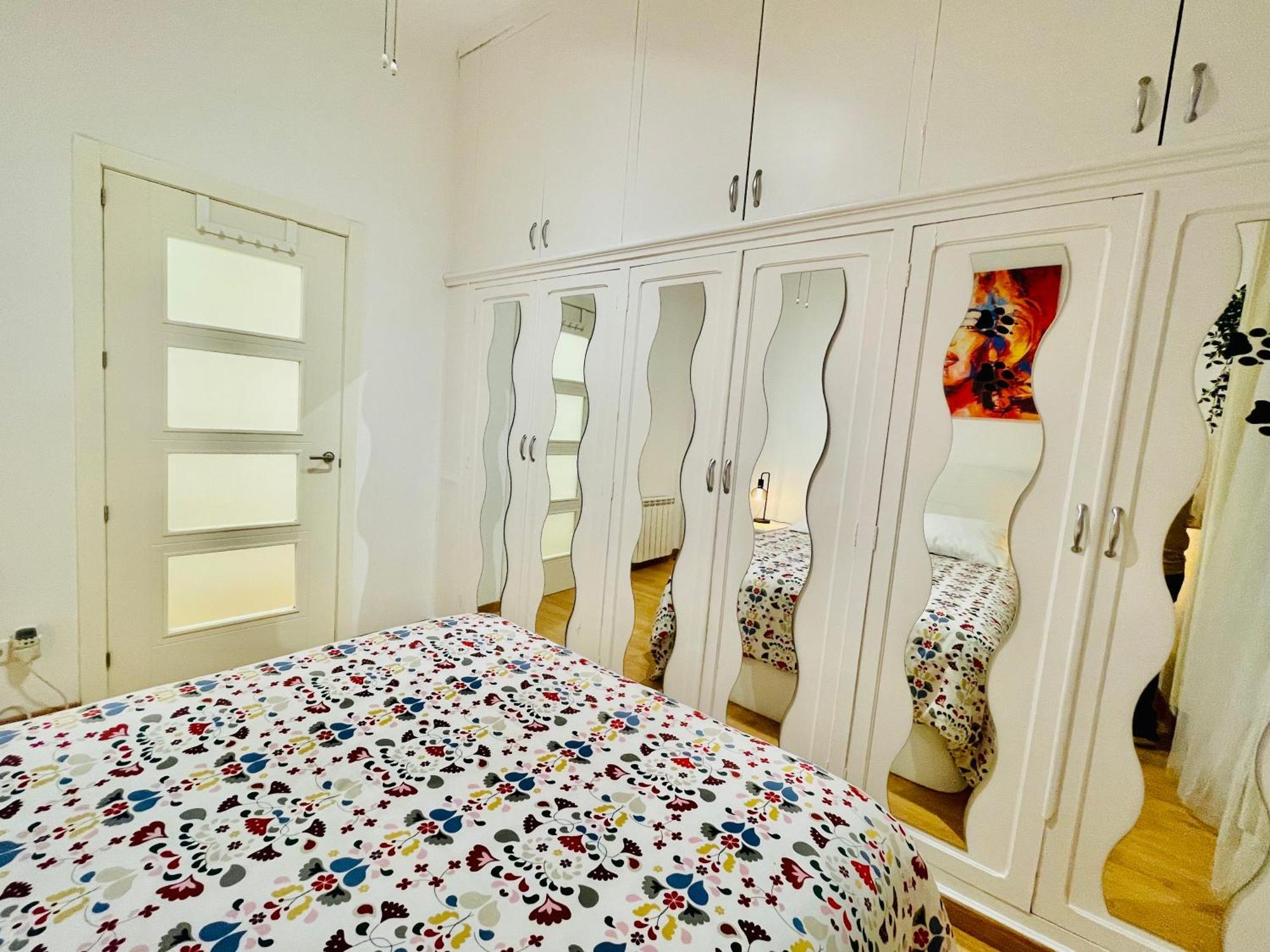 Apartamento Muy Centrico - Entre Palacio Real Y Plaza Mayor Madrid Kültér fotó